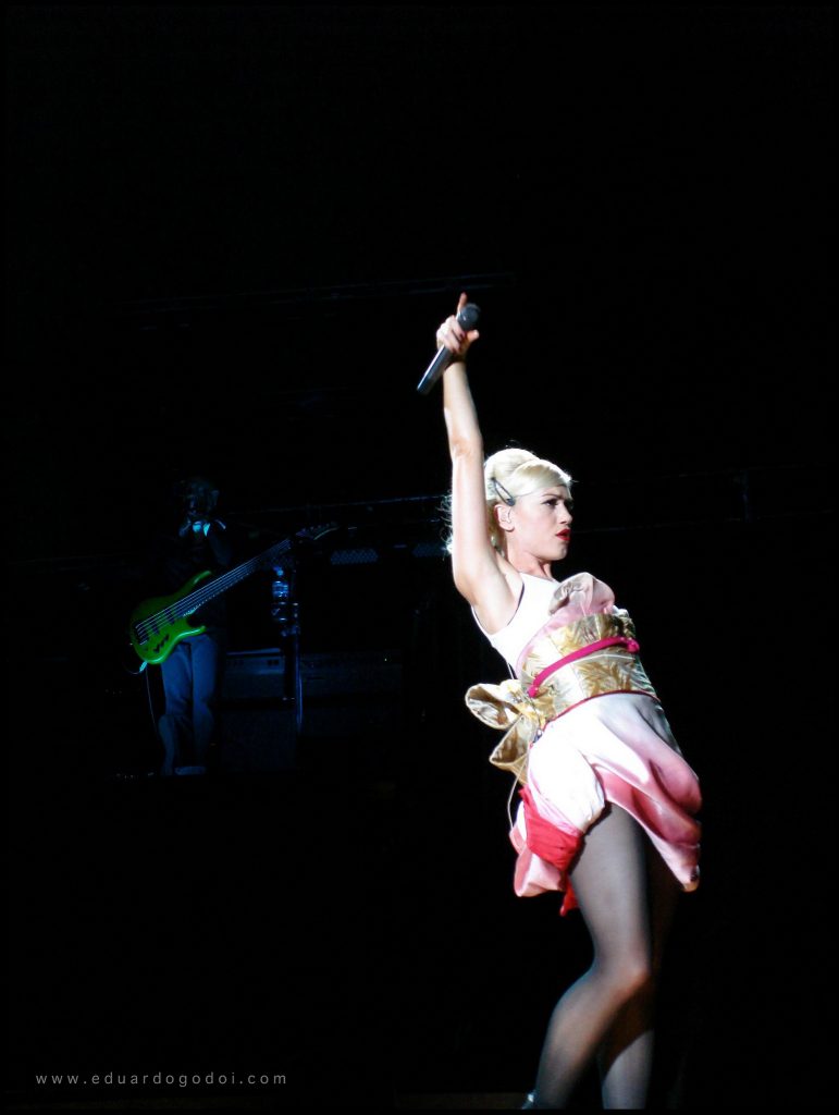 HQ Photos of Gwen’s Oct.30,2007 The Sweet Escape Tour Show in San Diego